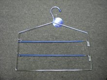 K6084 PANTS METAL HANGER W/NON-SLIP FUNCTION